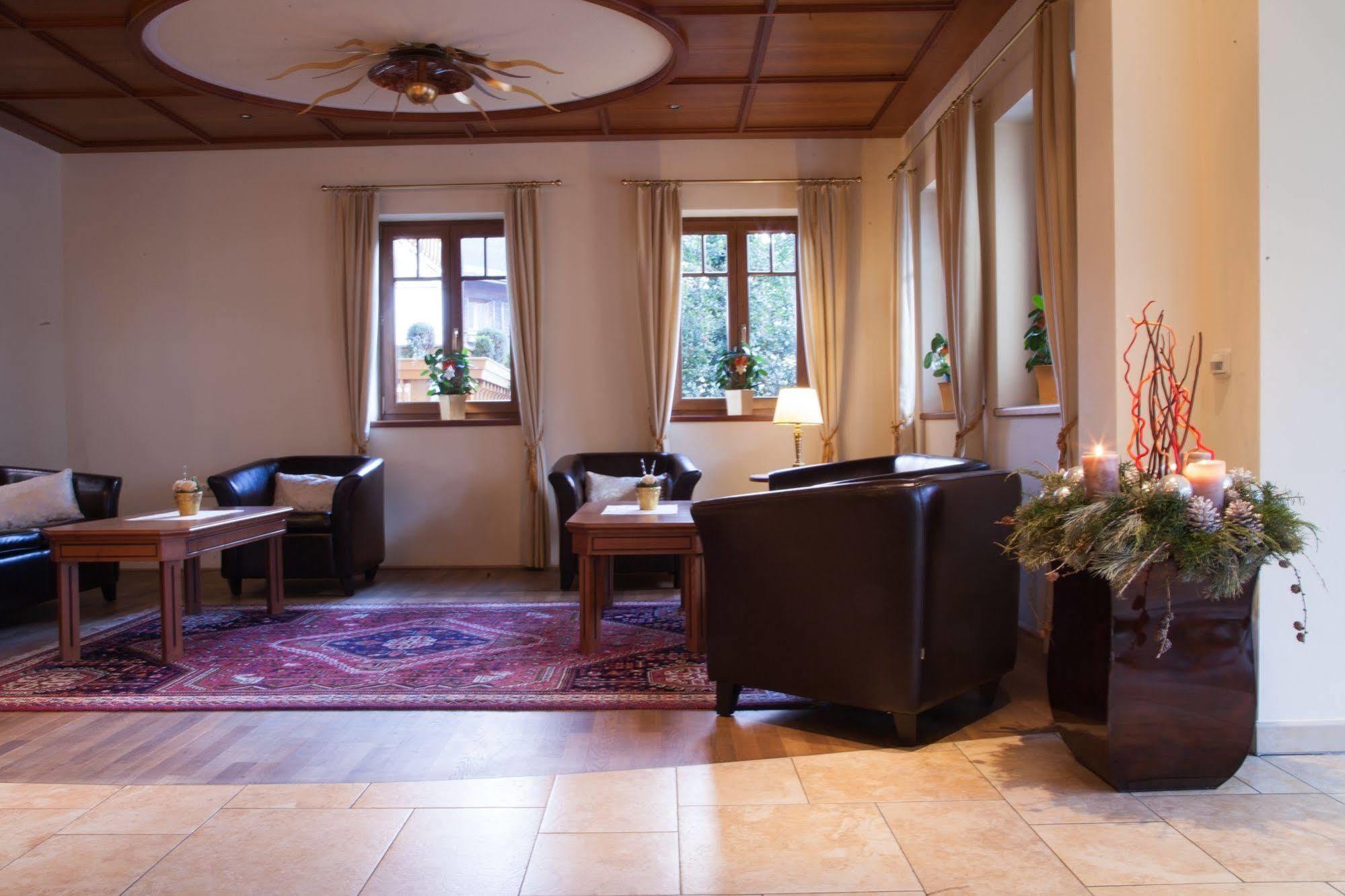 Garten - Sallerhof Hotel Grödig