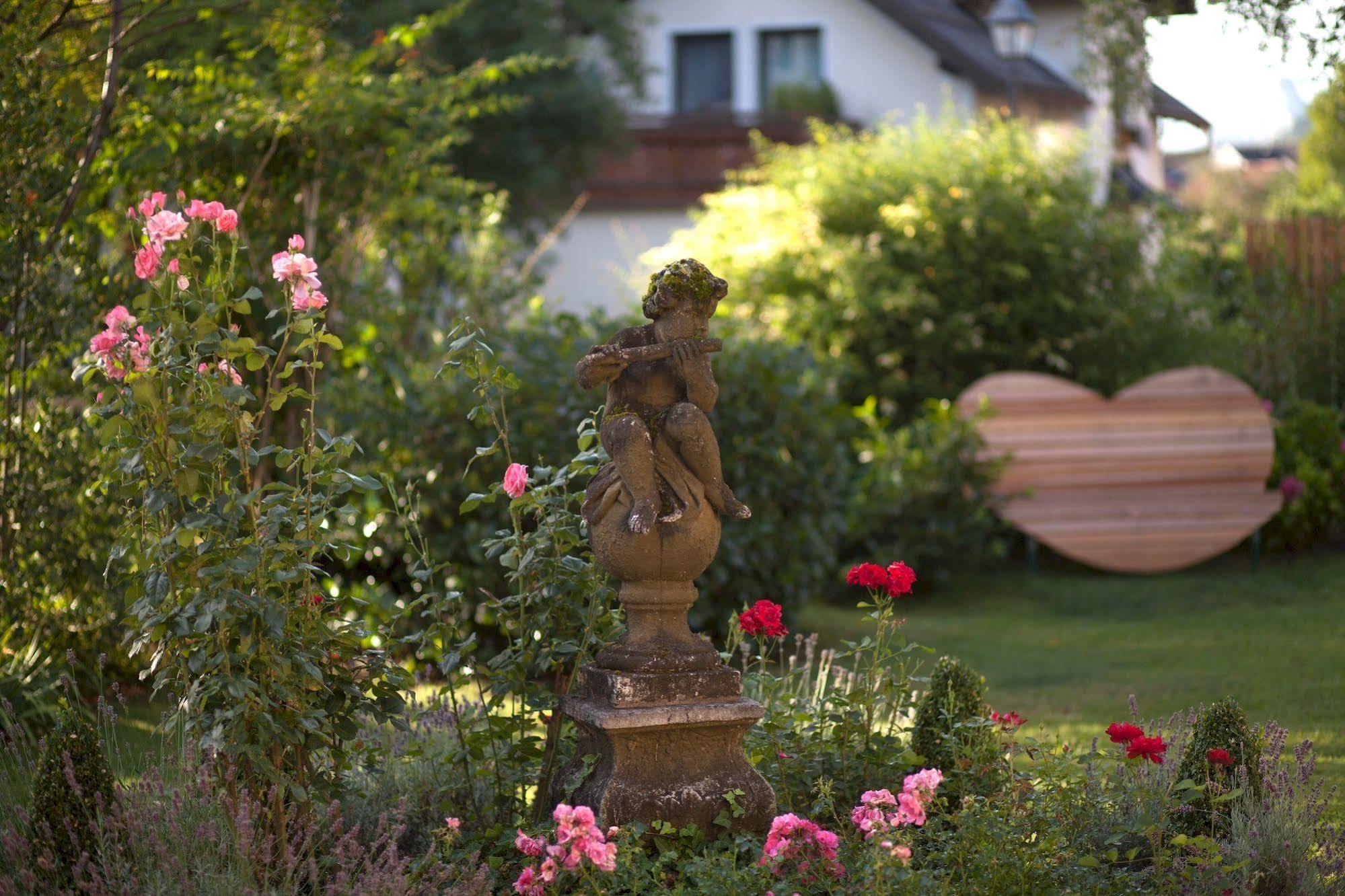 Garten - Sallerhof 4* Grödig